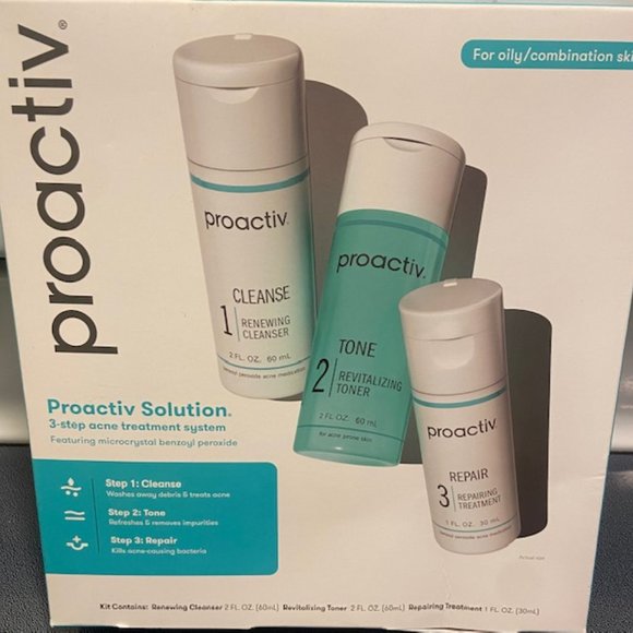Proactiv - Picture 1 of 3